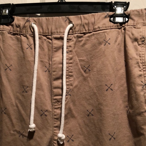 H&M Khaki Jogger - Picture 2 of 8